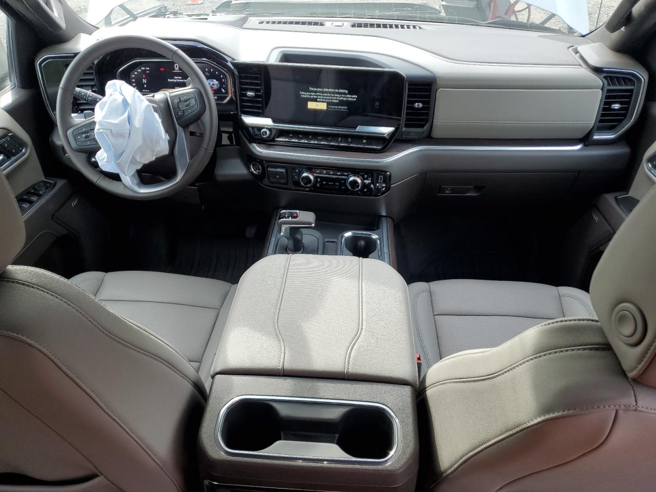 car-image car-image
