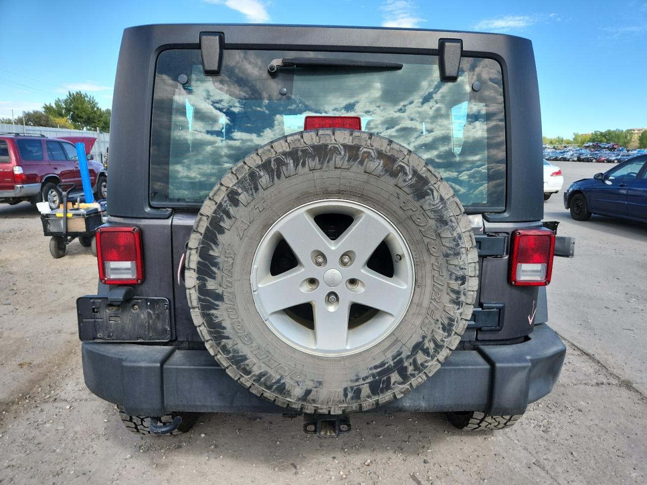 2014 Jeep Wrangler Sport VIN: 1C4AJWAG3EL183304 Lot: 82155495