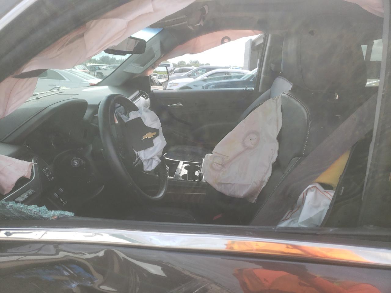 2017 Chevrolet Suburban C1500 Premier VIN: 1GNSCJKC3HR135033 Lot: 70958395