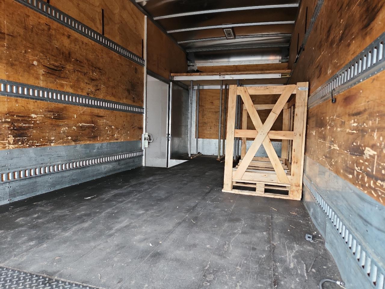 2019 Isuzu Npr Hd VIN: 54DC4W1C8KS814123 Lot: 81214735