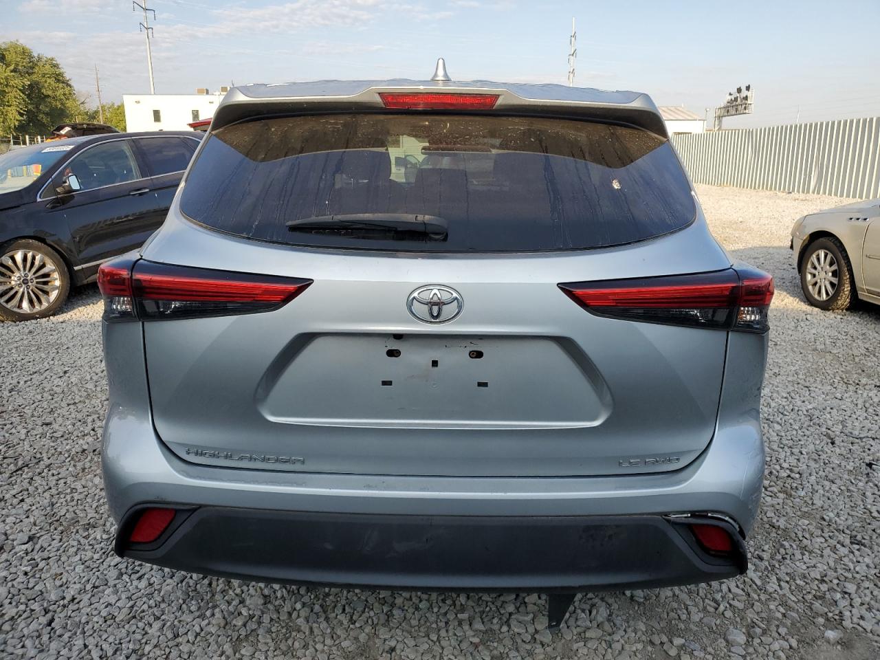 2021 Toyota Highlander L VIN: 5TDBZRBH6MS530658 Lot: 71833345