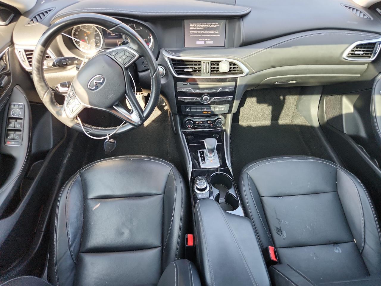 2017 Infiniti Qx30 Base VIN: SJKCH5CR8HA027513 Lot: 71682605