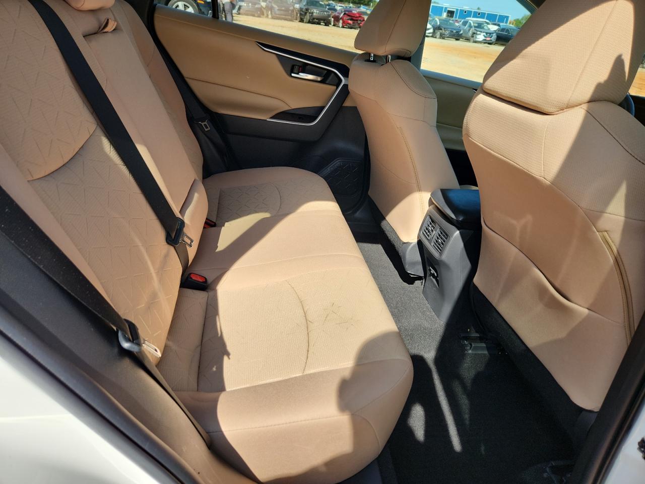 2021 Toyota Rav4 Xle VIN: 2T3W1RFV0MC169002 Lot: 72005405