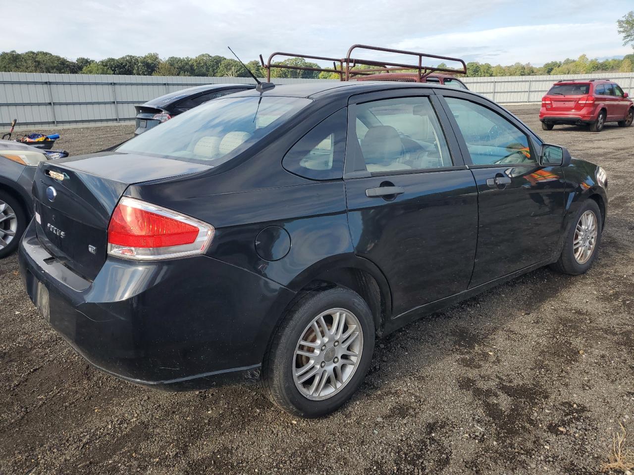 2009 Ford Focus Se black null gas 1FAHP35N19W221272 photo #4