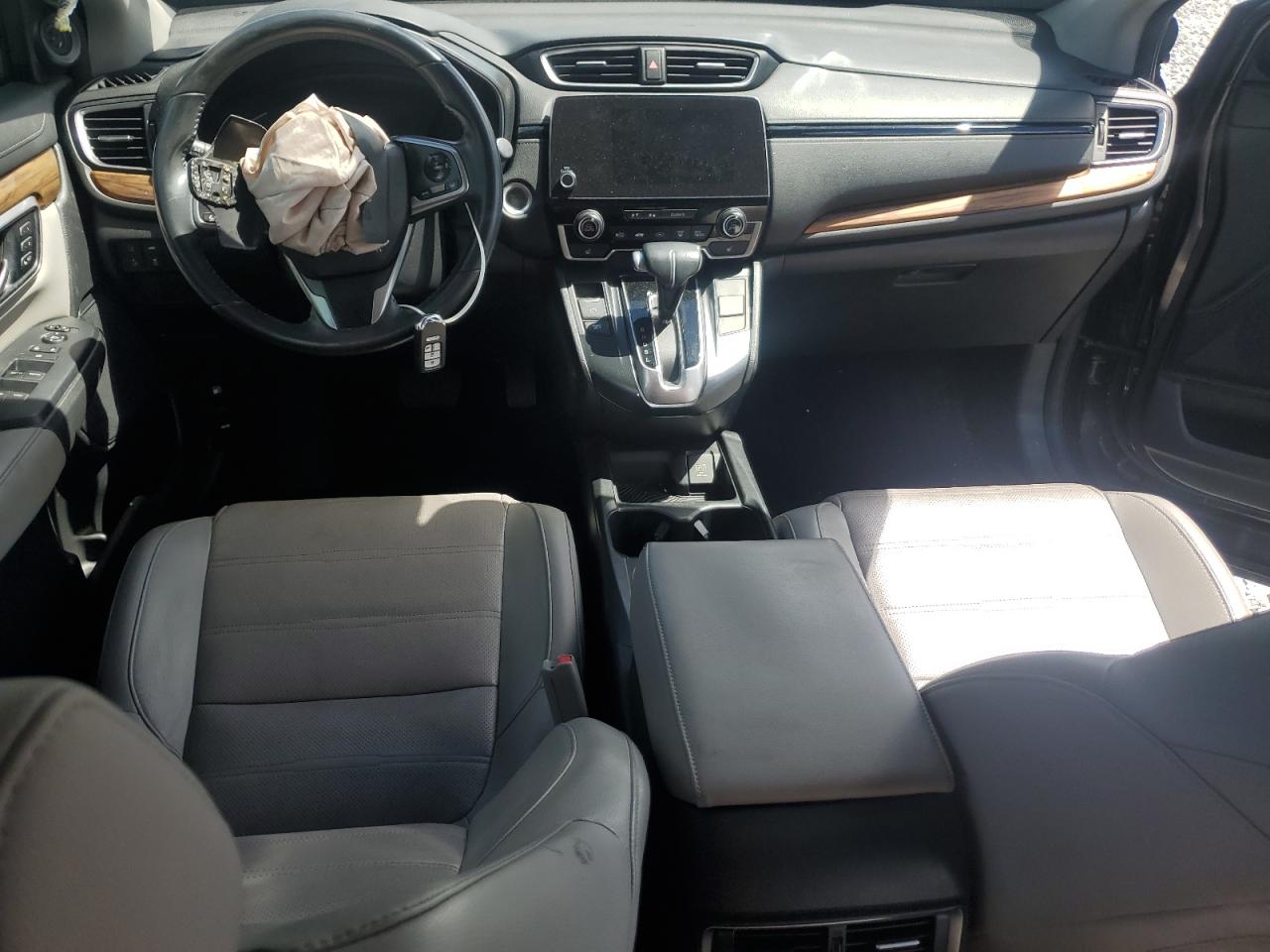 2019 Honda Cr-V Touring VIN: 7FARW1H90KE018859 Lot: 84455035