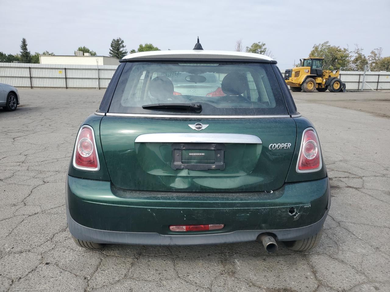 2011 Mini Cooper VIN: WMWSU3C58BT093192 Lot: 84212825