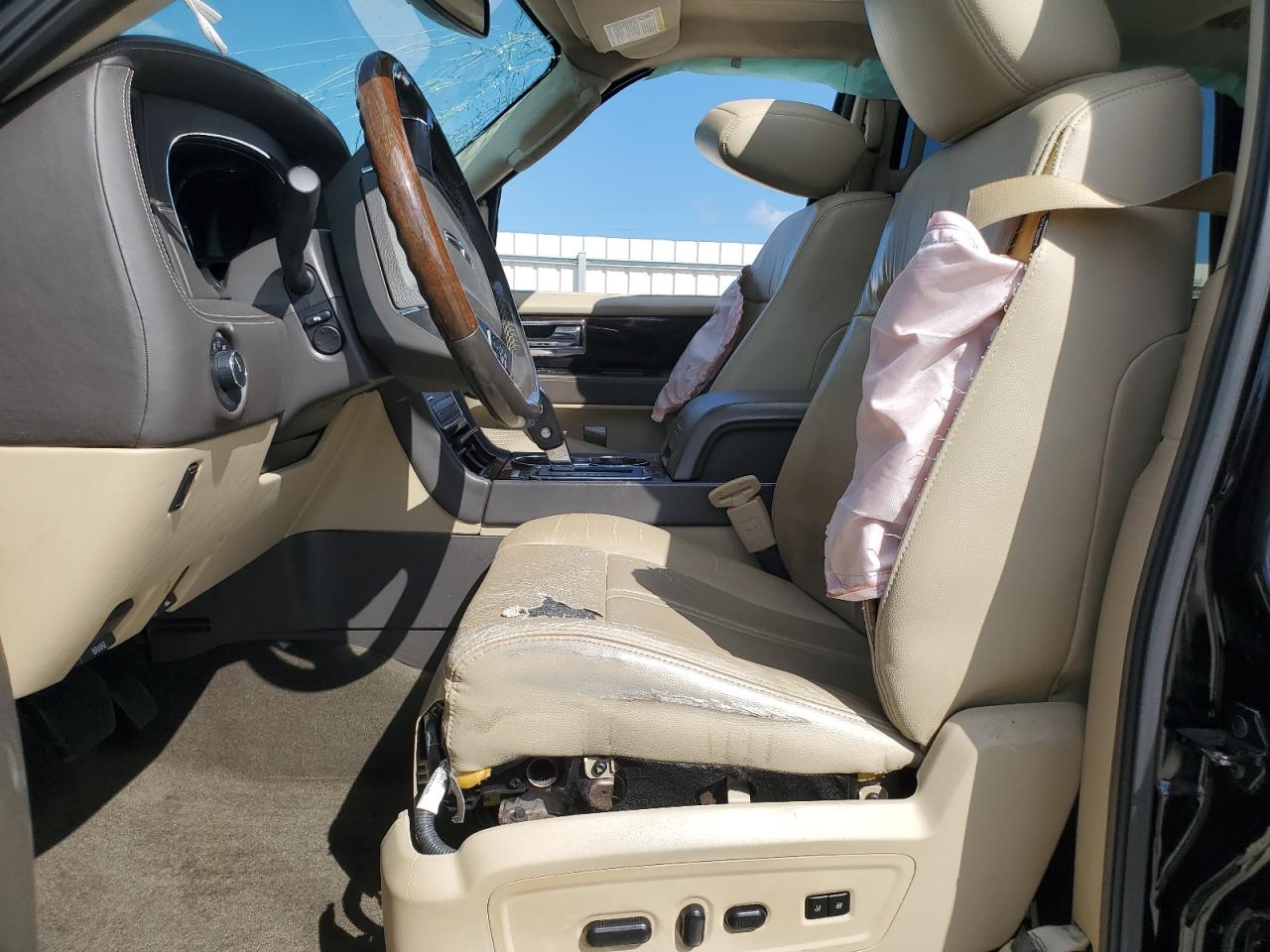 2016 Lincoln Navigator Reserve VIN: 5LMJJ2KT4GEL05706 Lot: 82148105