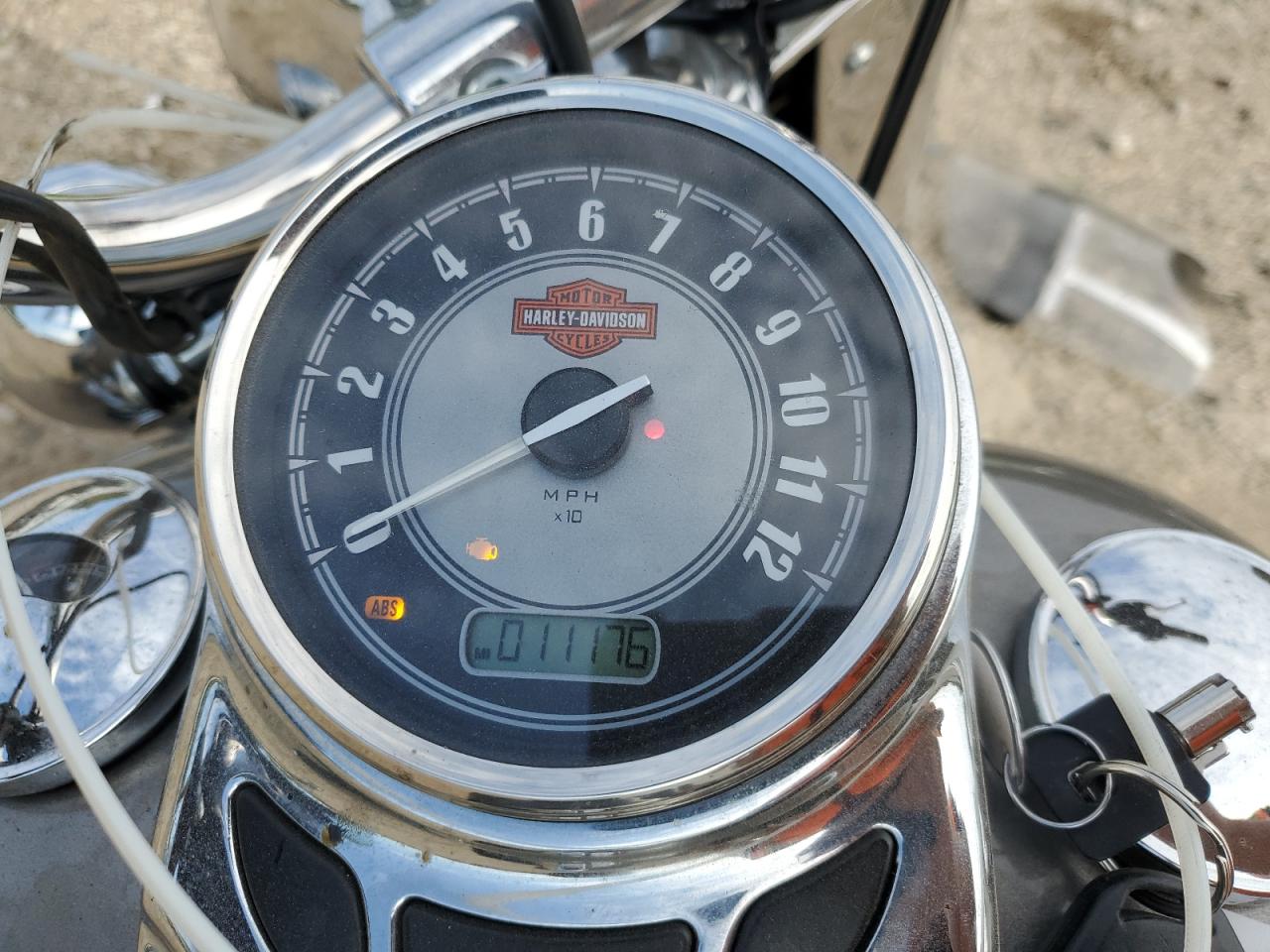 2016 Harley-Davidson Flstc Heritage Softail Classic VIN: 1HD1BWV18GB026295 Lot: 71609035