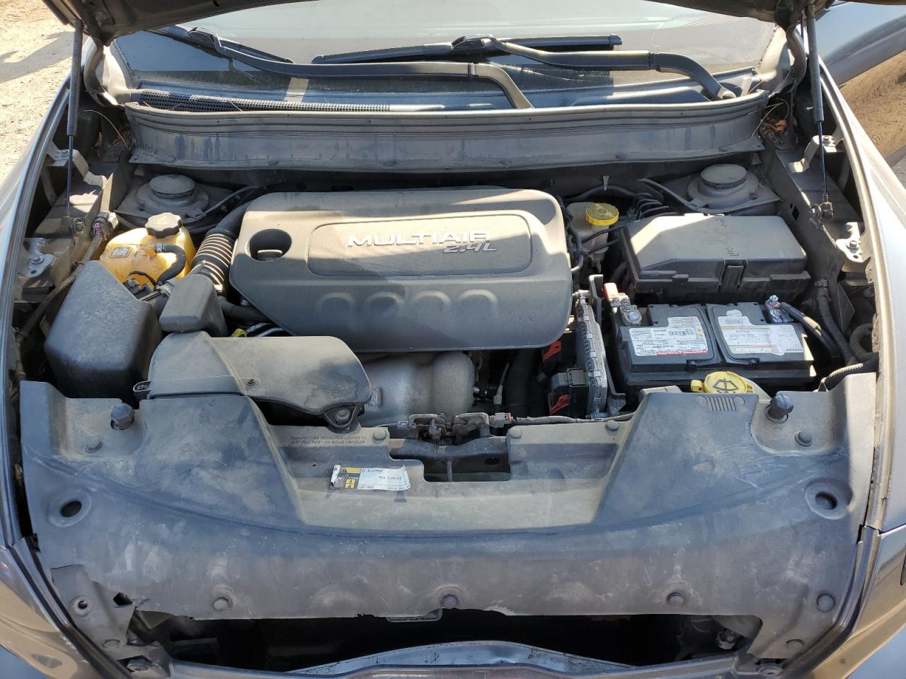 2015 Jeep Cherokee Latitude VIN: 1C4PJLCB9FW670436 Lot: 70544015