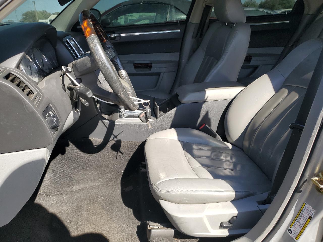 2006 Chrysler 300C VIN: 2C3KA63H46H389373 Lot: 71500445