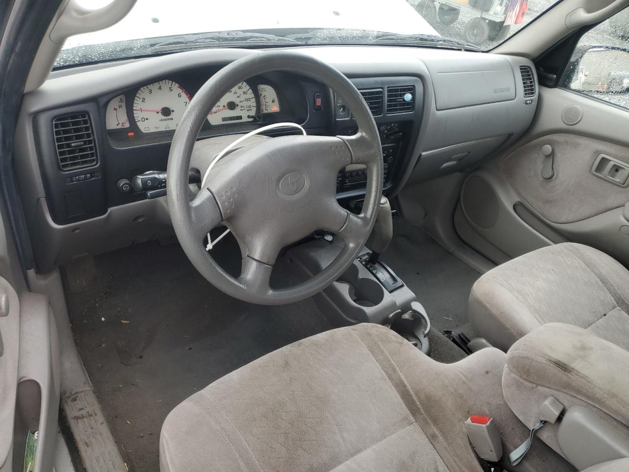 2004 Toyota Tacoma Xtracab VIN: 5TEVL52NX4Z405761 Lot: 81811315