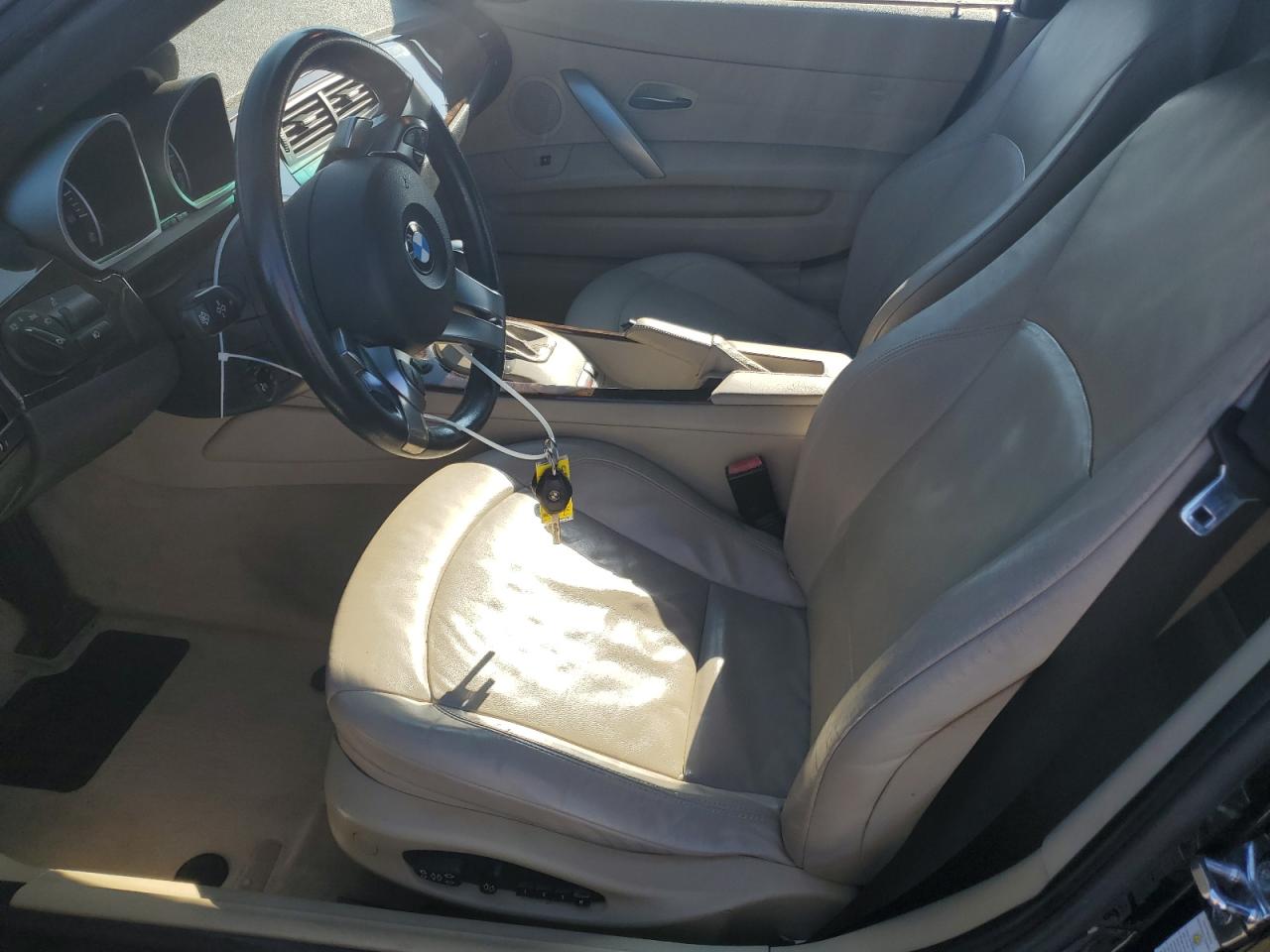 2007 BMW Z4 3.0 VIN: 4USBU33507LW71998 Lot: 81133895