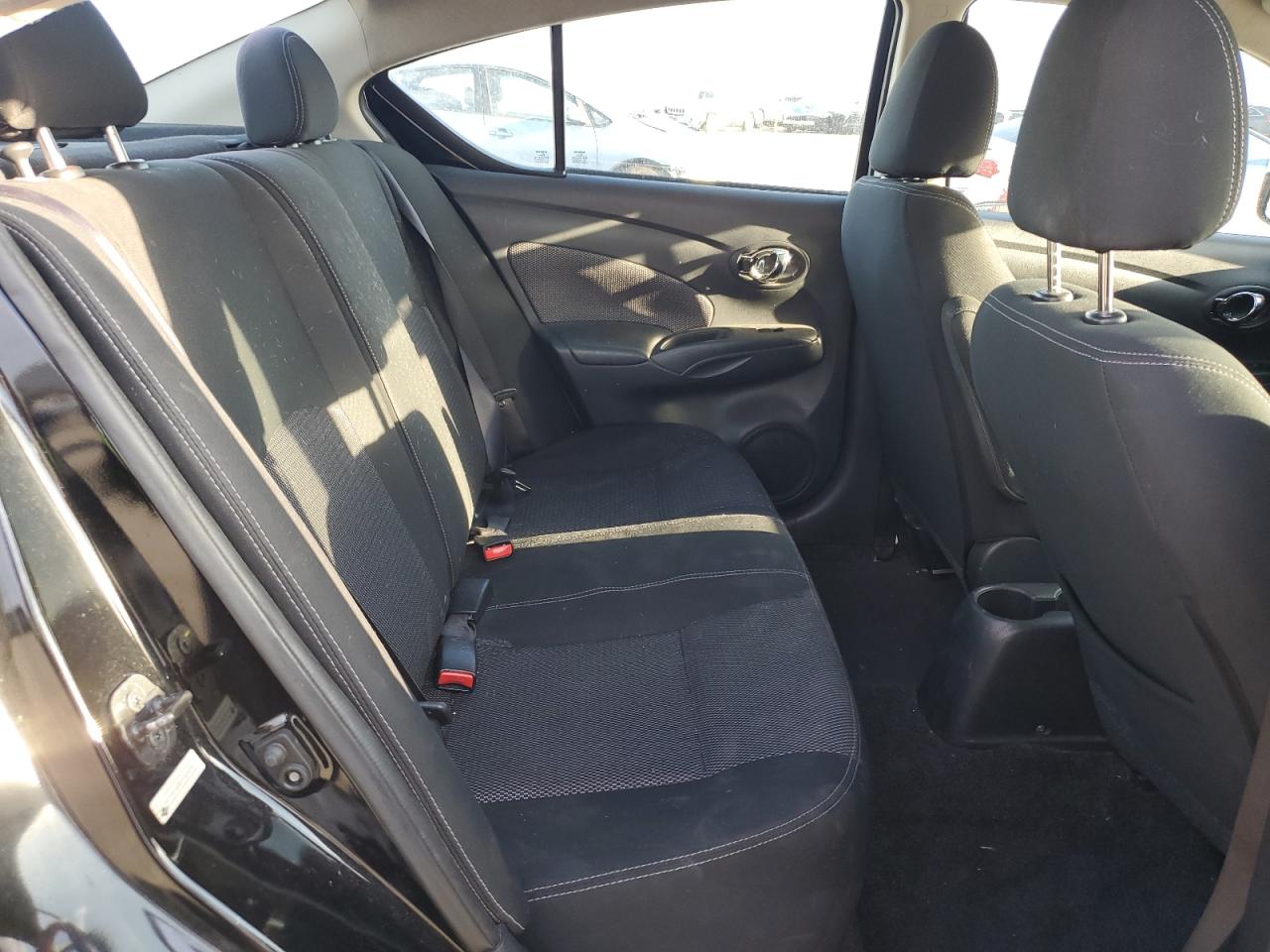 2018 Nissan Versa S VIN: 3N1CN7AP9JL845813 Lot: 81507355