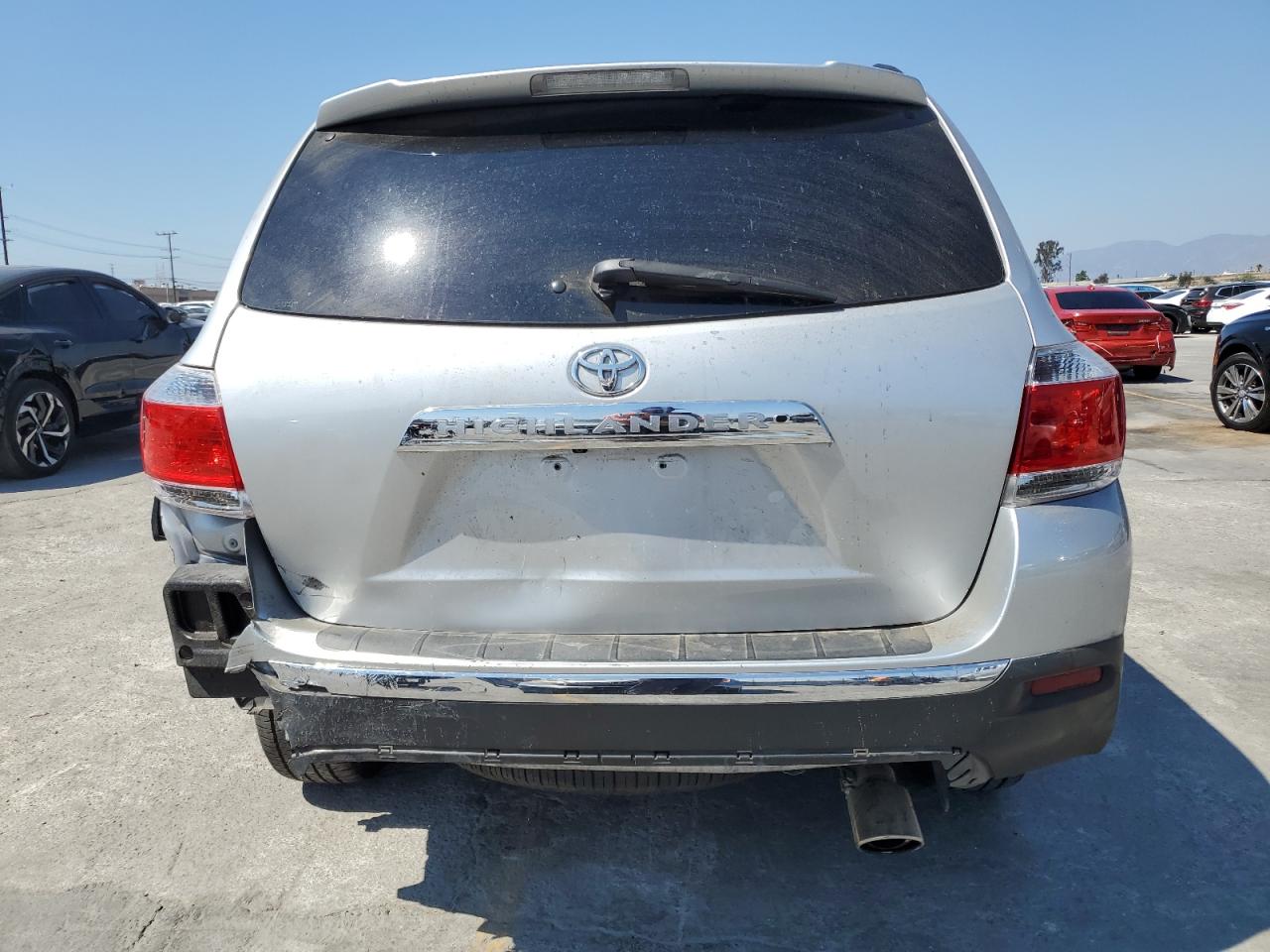2011 Toyota Highlander Base VIN: 5TDZK3EH4BS025033 Lot: 71559955