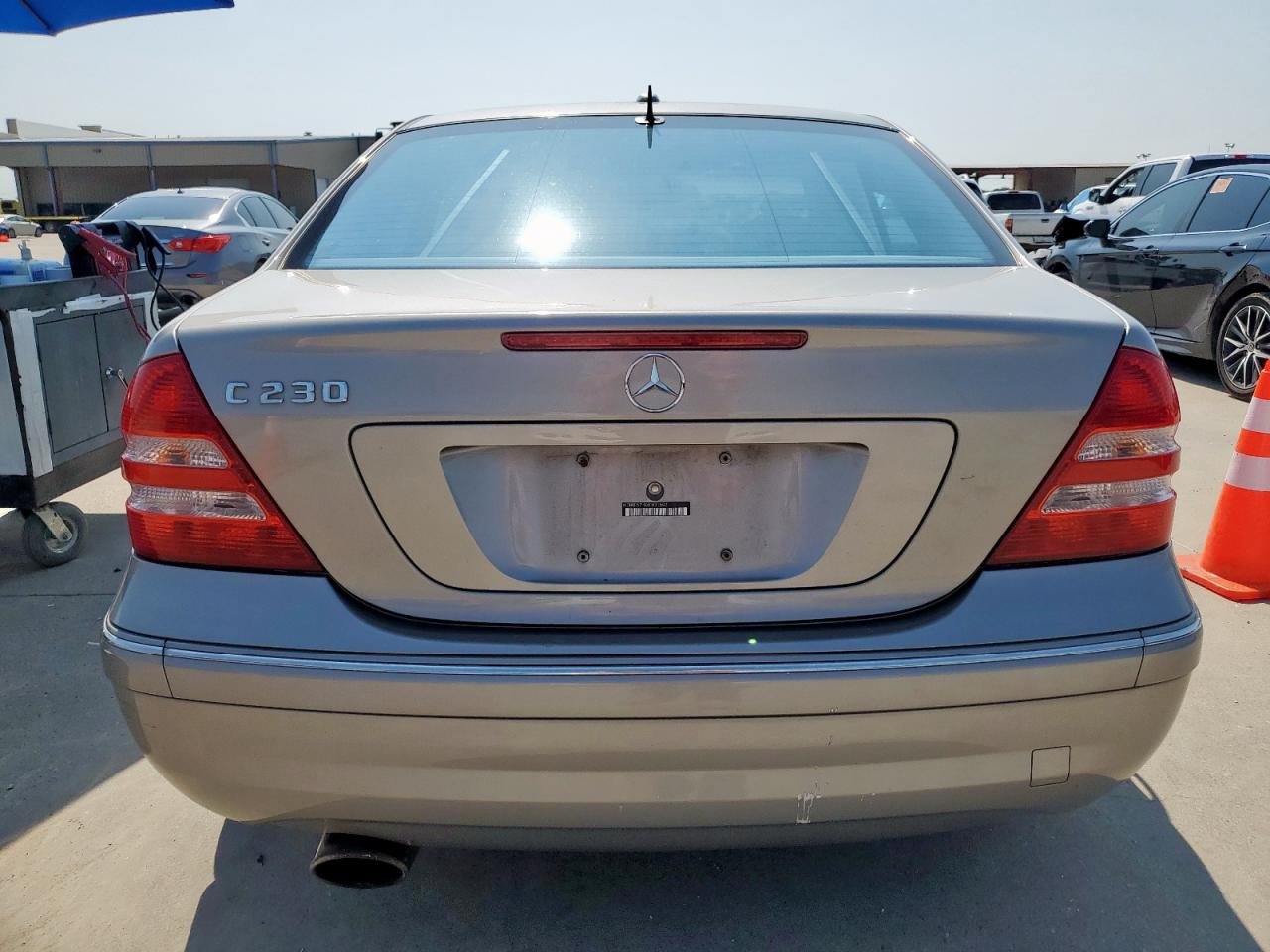 2006 Mercedes-Benz C 230 VIN: WDBRF52HX6F831502 Lot: 72020365