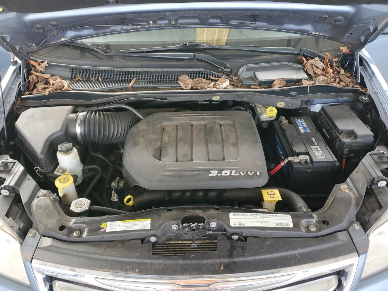 2011 Chrysler Town & Country Limited VIN: 2A4RR6DG2BR758416 Lot: 83887365