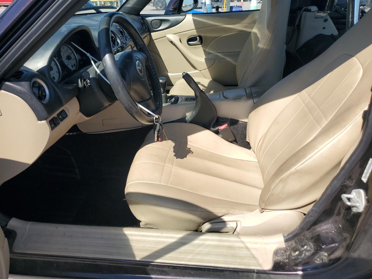 2004 Mazda Mx-5 Miata Base VIN: JM1NB353140403124 Lot: 70572935