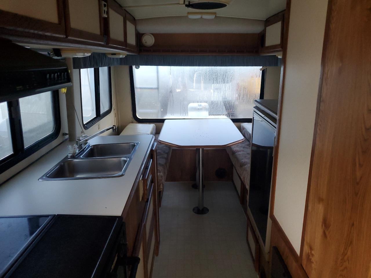 1991 Toyota Pickup Cab Chassis Super Long Wheelbase VIN: JT5VN94T8M0023835 Lot: 81660955