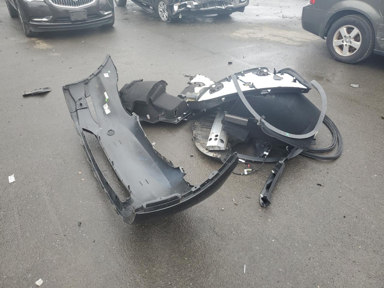 2023 Tesla Model Y VIN: 7SAYGDEE4PF831543 Lot: 81787605