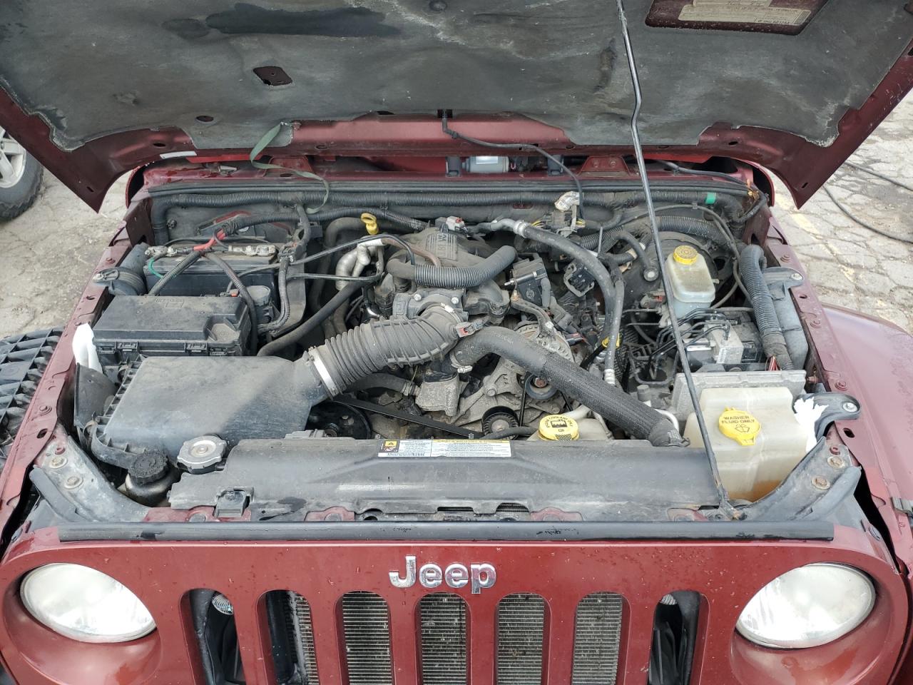 2008 Jeep Wrangler Sahara VIN: 1J4FA54138L641400 Lot: 80331605