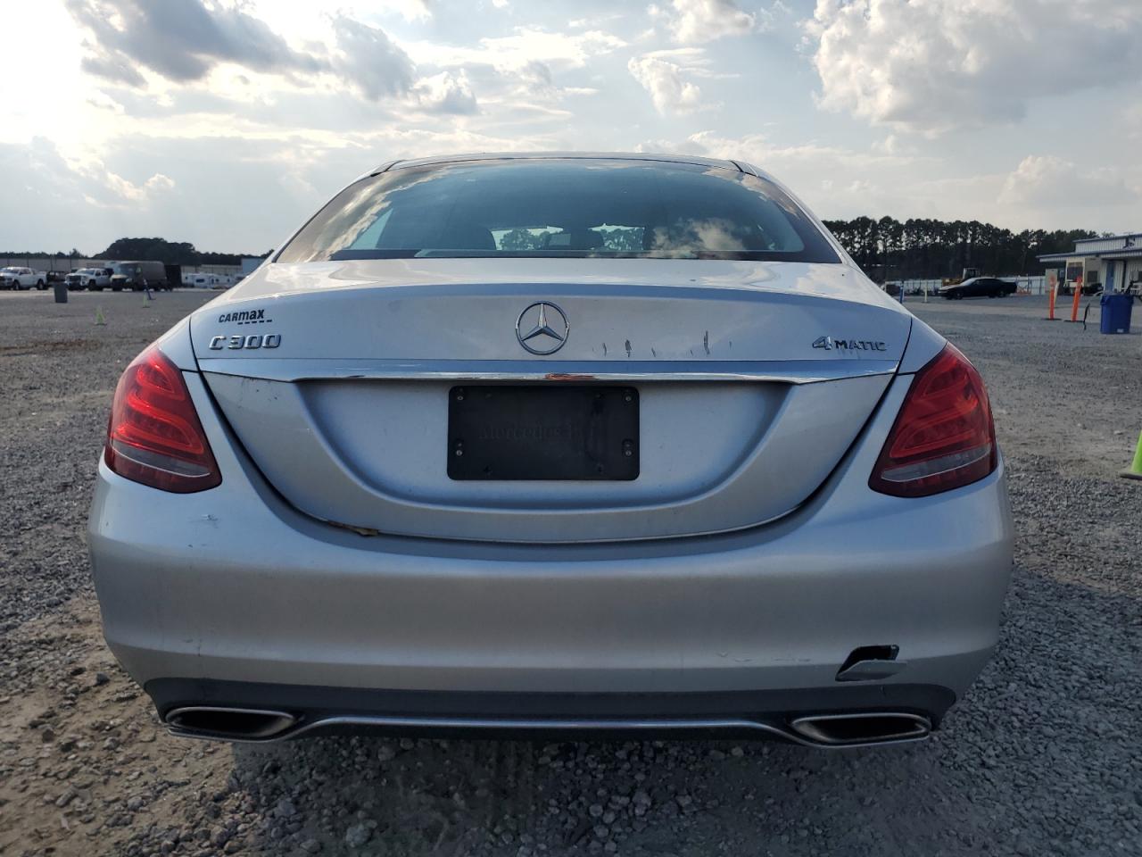2015 Mercedes-Benz C 300 4Matic VIN: 55SWF4KB3FU013462 Lot: 71450645