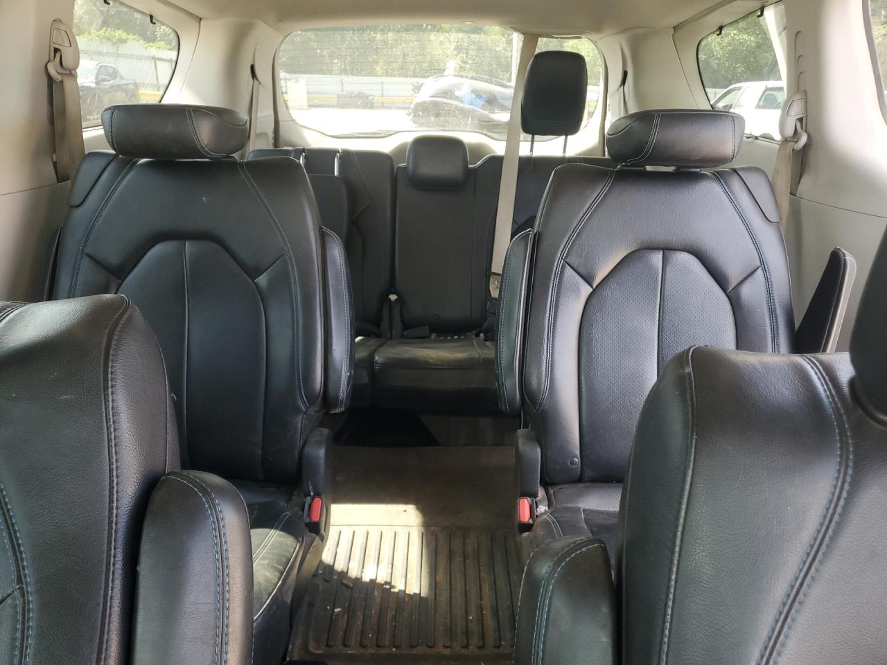 2021 Chrysler Pacifica Touring L VIN: 2C4RC1BG2MR512059 Lot: 81293755