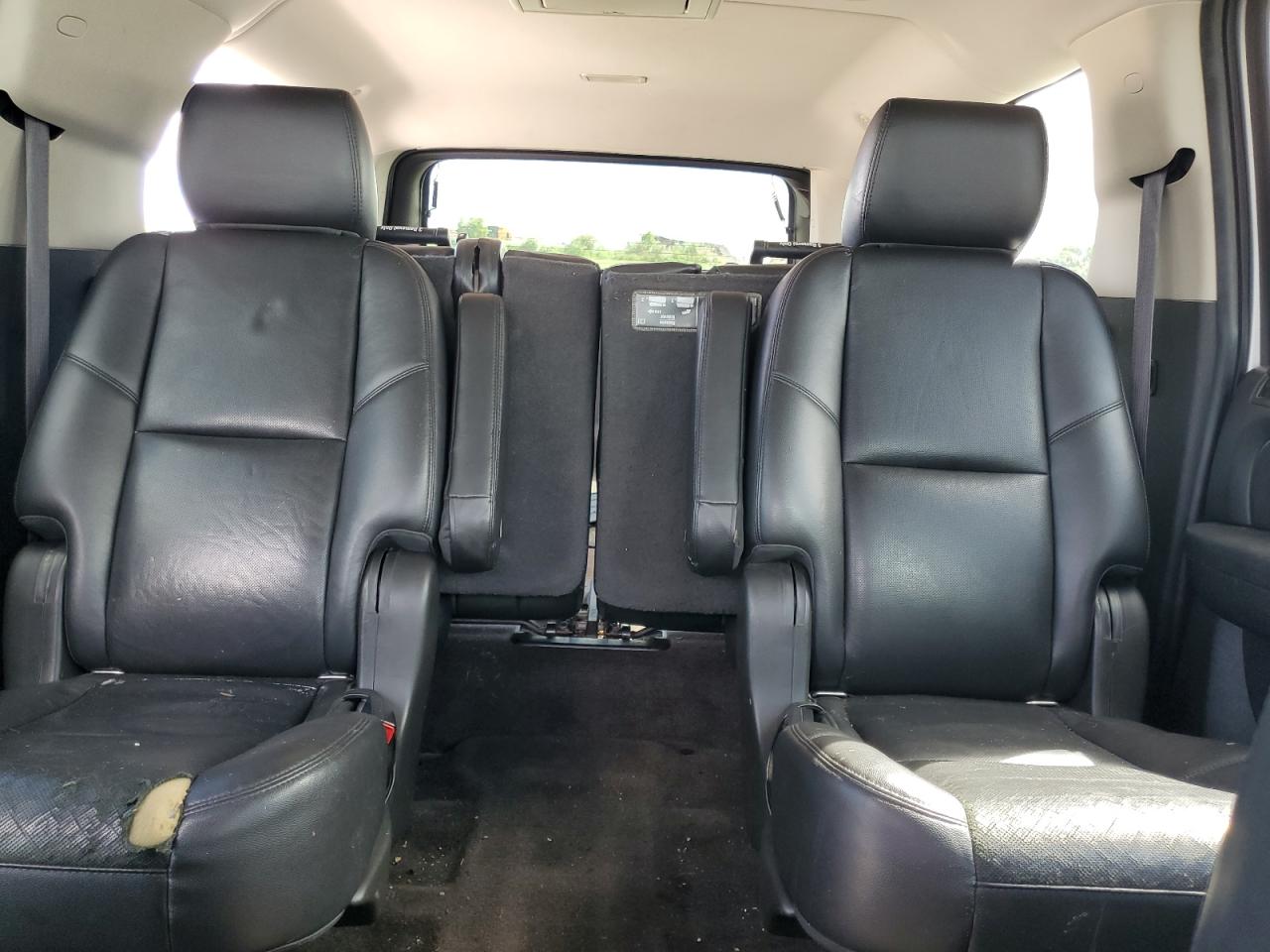 2014 Chevrolet Suburban C1500 Ltz VIN: 1GNSCKE00ER232001 Lot: 80789475