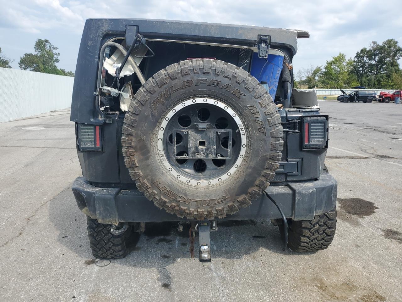 2014 Jeep Wrangler Unlimited Sport VIN: 1C4BJWDG6EL208650 Lot: 80661435