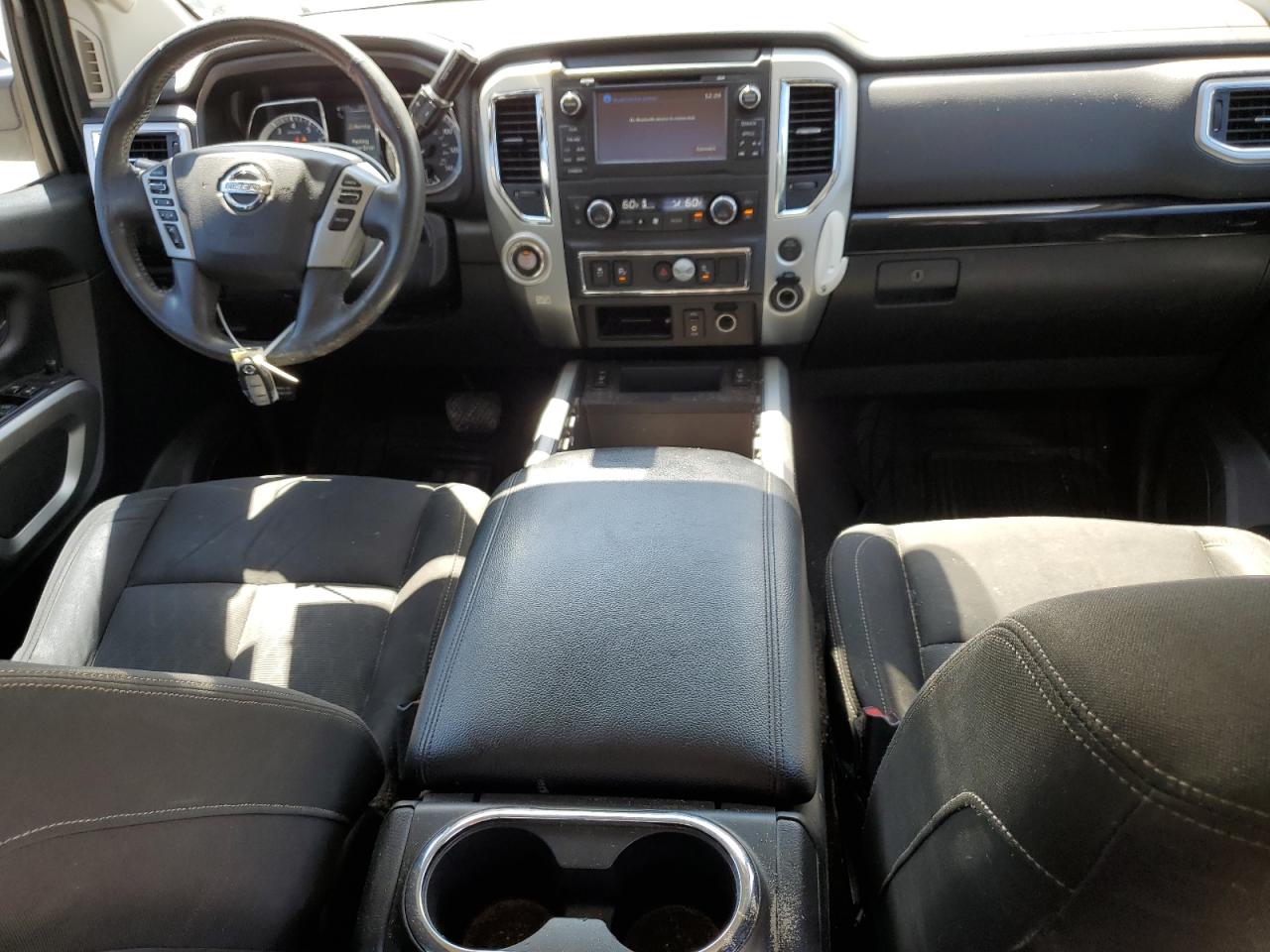 2017 Nissan Titan Sv VIN: 1N6AA1E65HN560760 Lot: 84422045