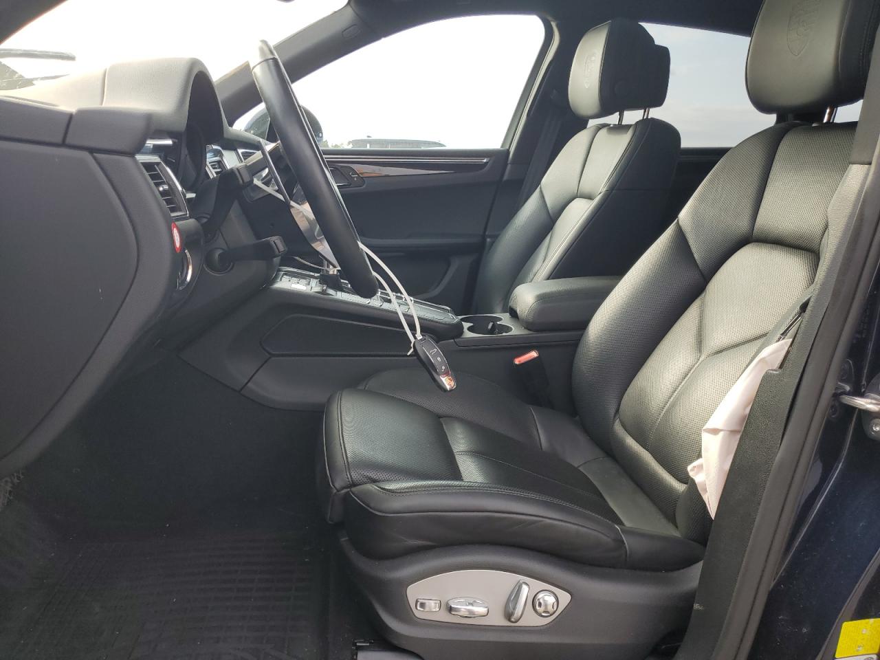 2018 Porsche Macan S VIN: WP1AB2A5XJLB34758 Lot: 83777575