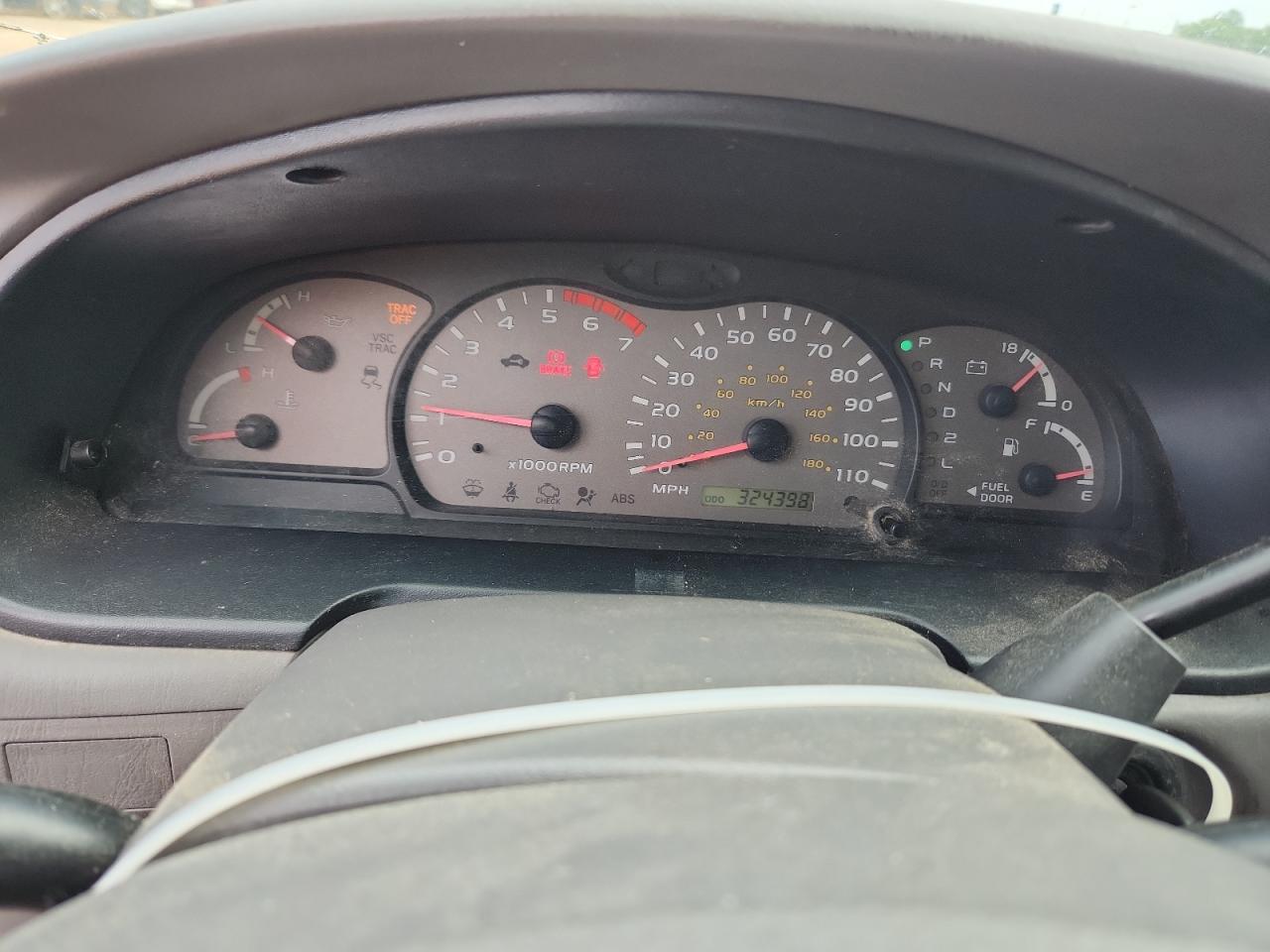 2004 Toyota Sequoia Sr5 VIN: 5TDZT34A54S233491 Lot: 81709835