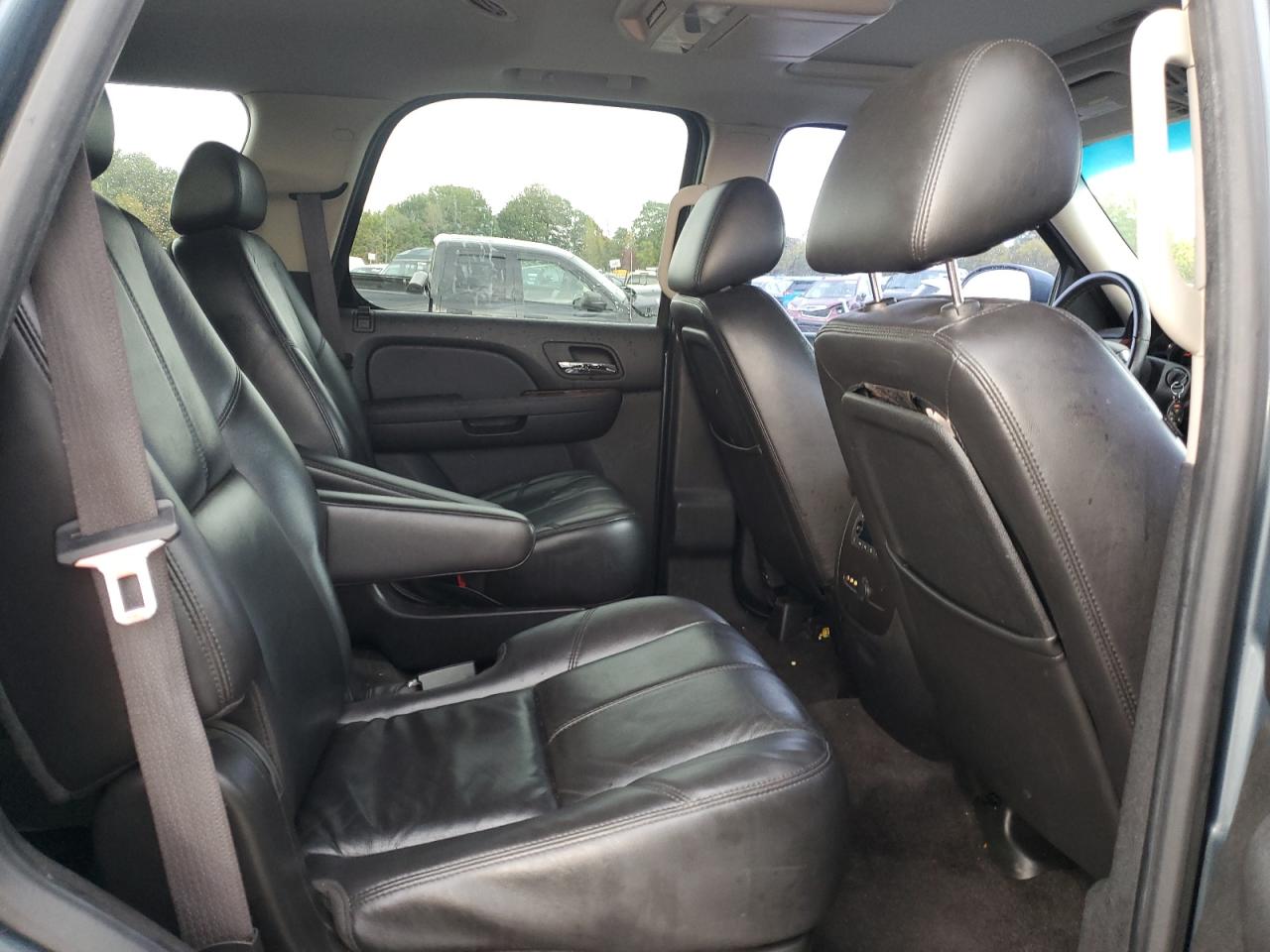 2010 GMC Yukon Slt VIN: 1GKUKCE01AR245784 Lot: 81583075