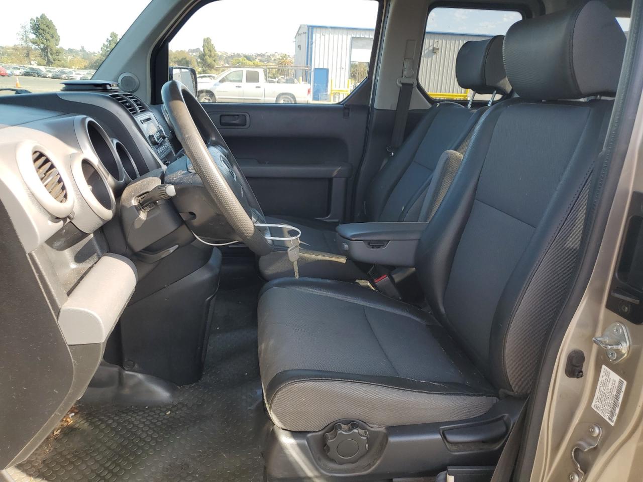 2004 Honda Element Ex VIN: 5J6YH28674L002620 Lot: 70504305