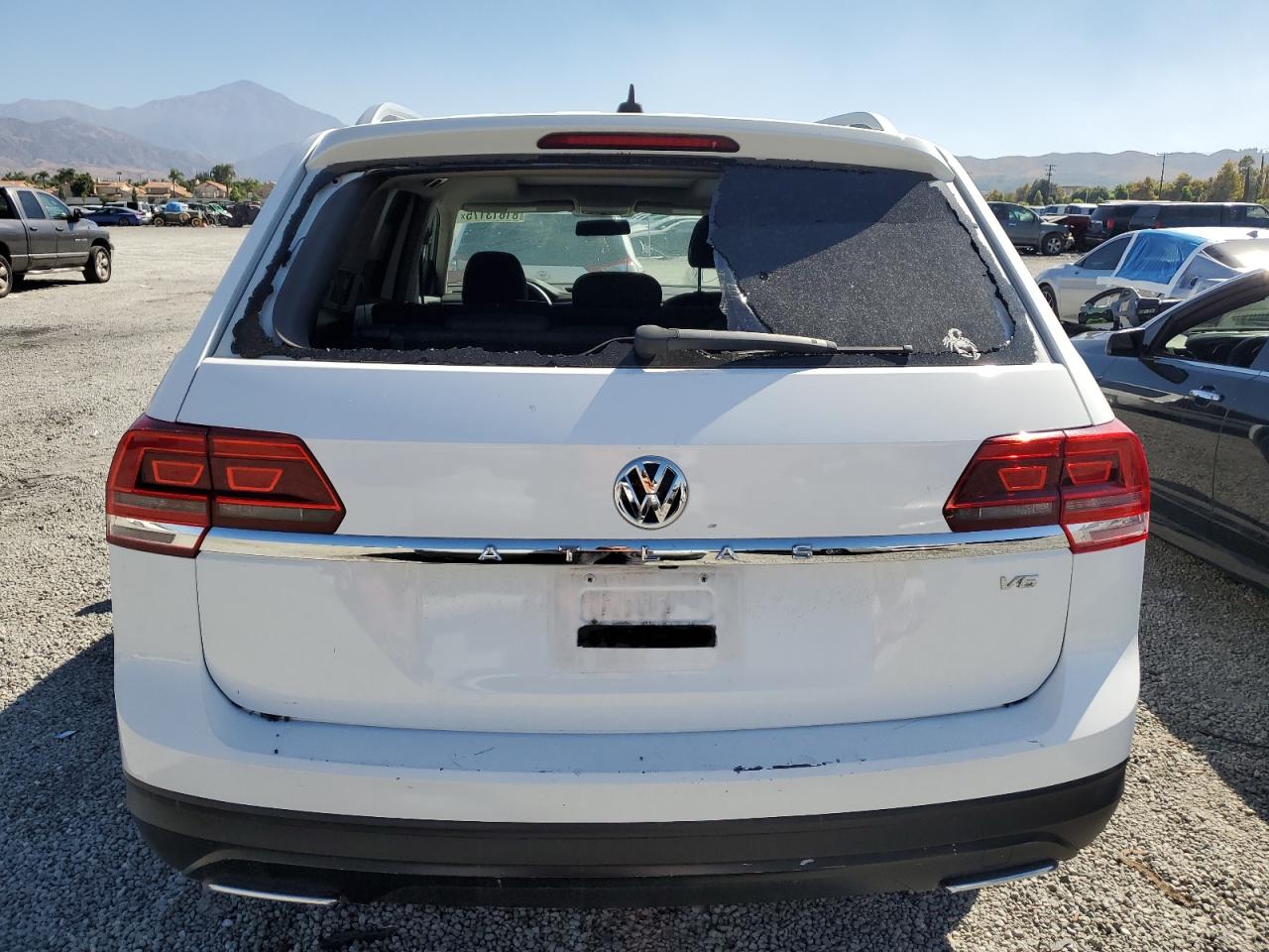 2018 Volkswagen Atlas VIN: 1V2BR2CA4JC500952 Lot: 81613175