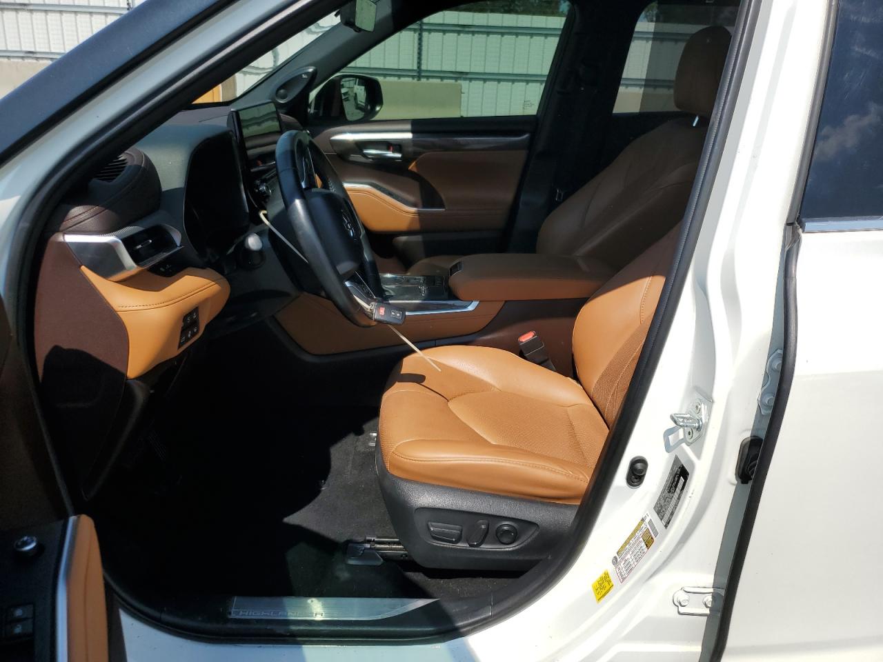 2021 Toyota Highlander Hybrid Platinum VIN: 5TDEBRCH1MS030312 Lot: 65635495