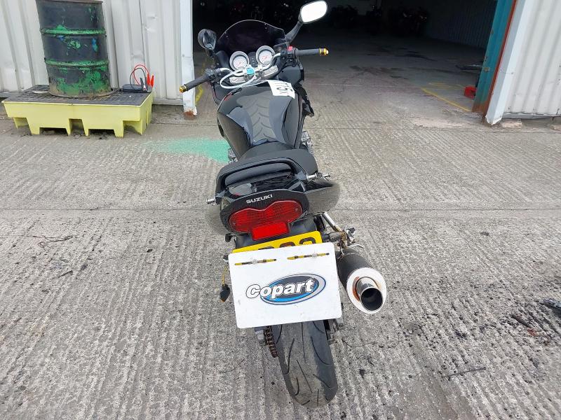 2002 SUZUKI  