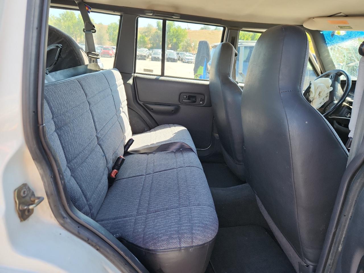 1999 Jeep Cherokee Sport VIN: 1J4FF68S2XL546660 Lot: 80394235