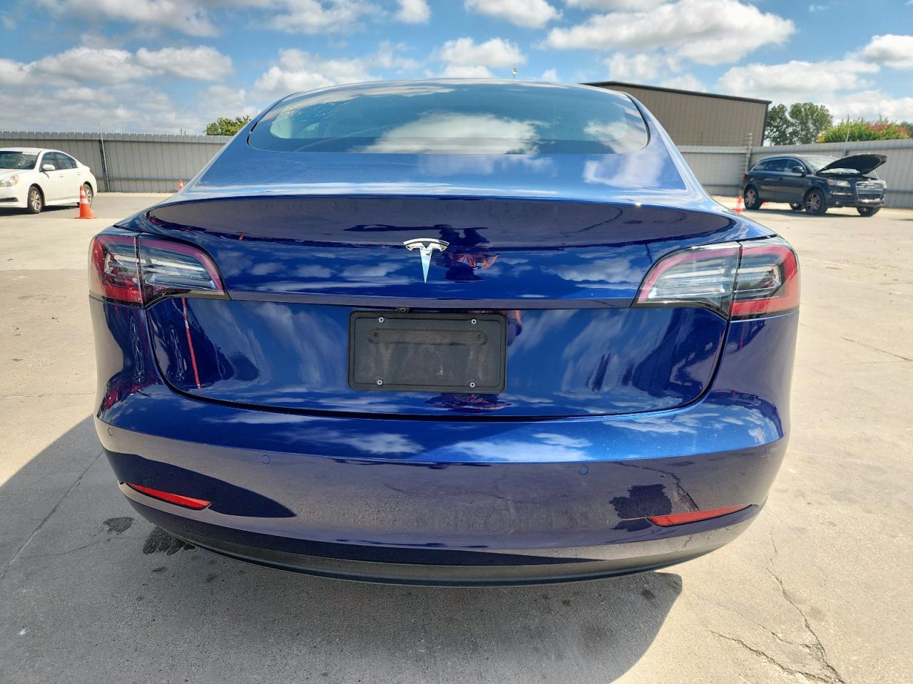 2022 Tesla Model 3 VIN: 5YJ3E1EA6NF111361 Lot: 84215365