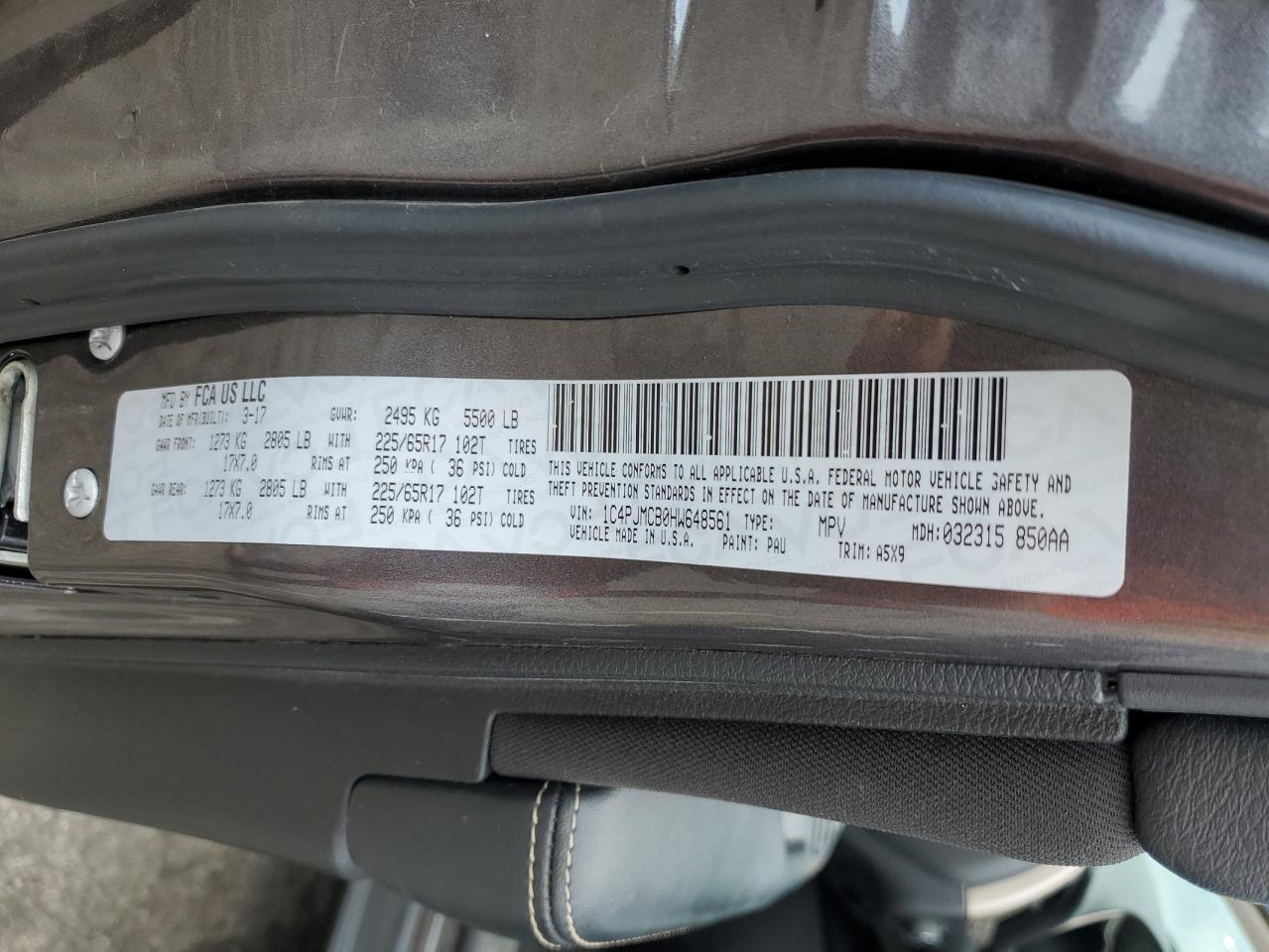 2017 Jeep Cherokee Latitude VIN: 1C4PJMCB0HW648561 Lot: 81309485