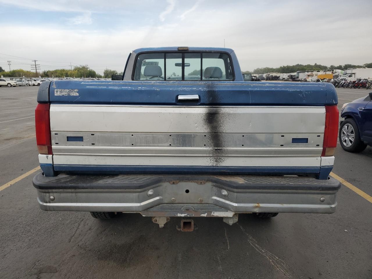 1993 Ford F250 VIN: 2FTHF26G0PCB30669 Lot: 81507675