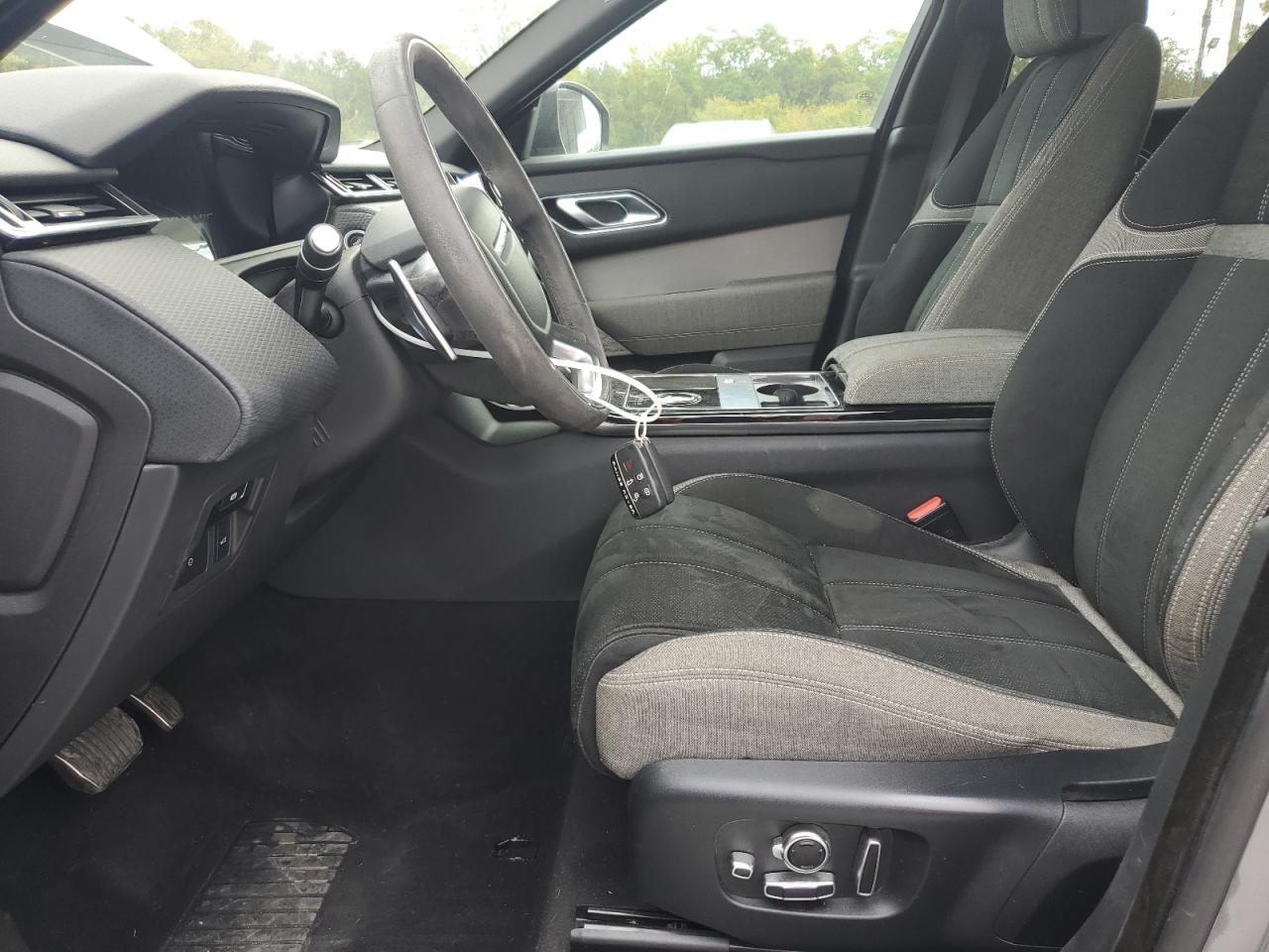 2019 Land Rover Range Rover Velar R-Dynamic Se VIN: SALYL2EX6KA220423 Lot: 81026785