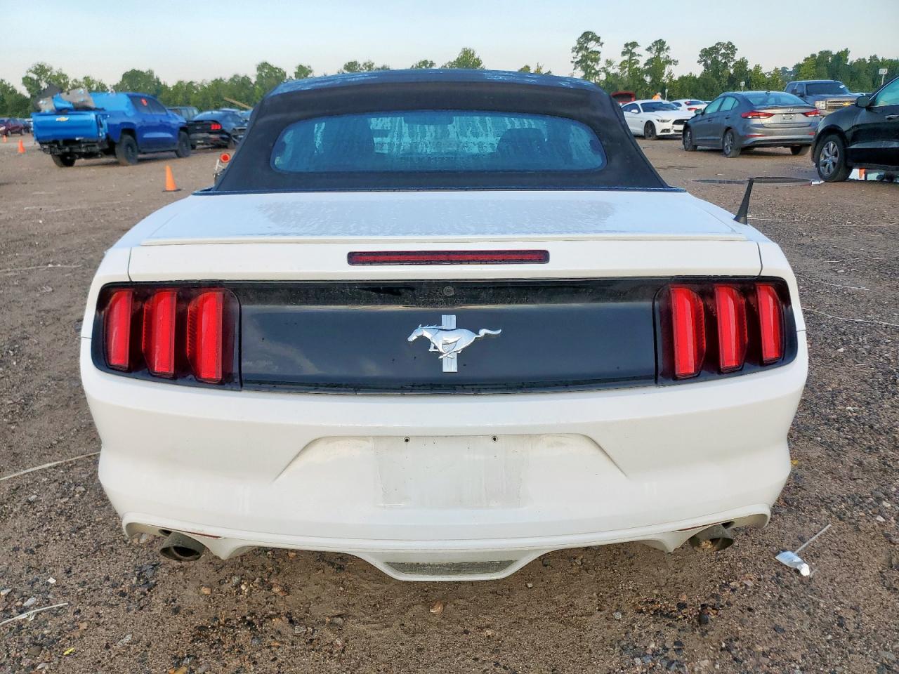 2015 Ford Mustang VIN: 1FATP8EMXF5326876 Lot: 71062495
