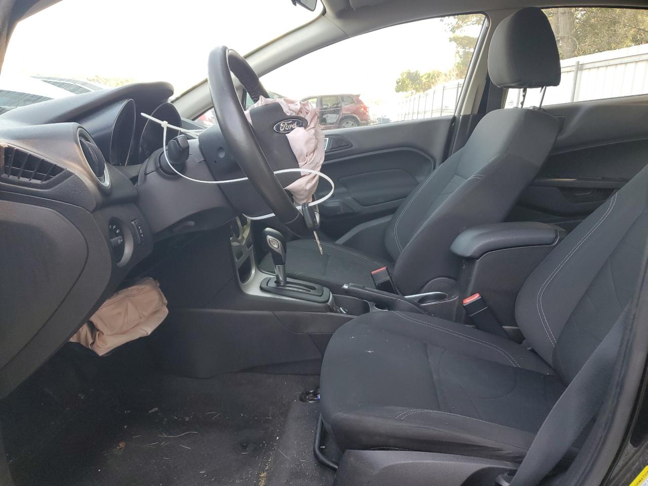 2015 Ford Fiesta Se VIN: 3FADP4EJ6FM132360 Lot: 71241495