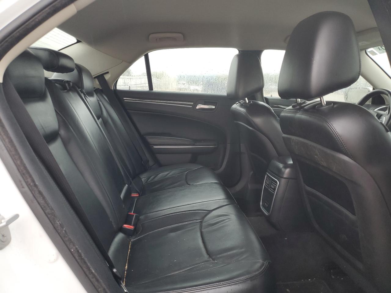 2015 Chrysler 300 Limited VIN: 2C3CCAAG7FH755242 Lot: 82095715