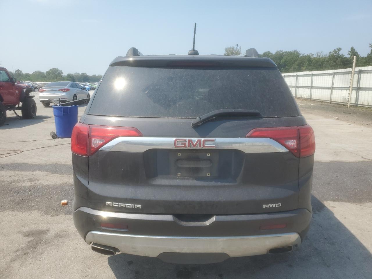 2017 GMC Acadia Denali VIN: 1GKKNXLS5HZ325772 Lot: 81309045