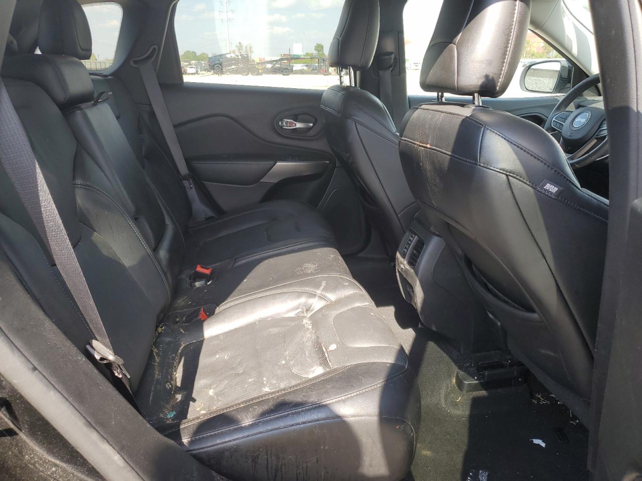 2021 Jeep Cherokee Latitude Lux VIN: 1C4PJMMX5MD221490 Lot: 83997055