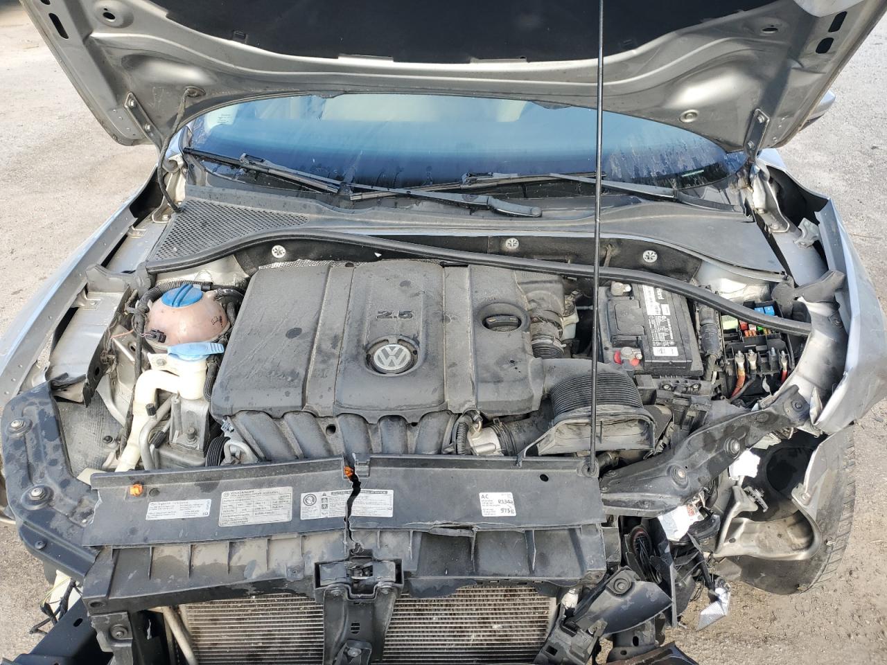 2012 Volkswagen Passat Se VIN: 1VWBH7A3XCC069099 Lot: 71998365