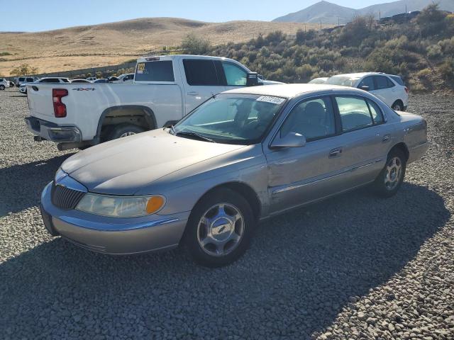 2001 Lincoln Continental