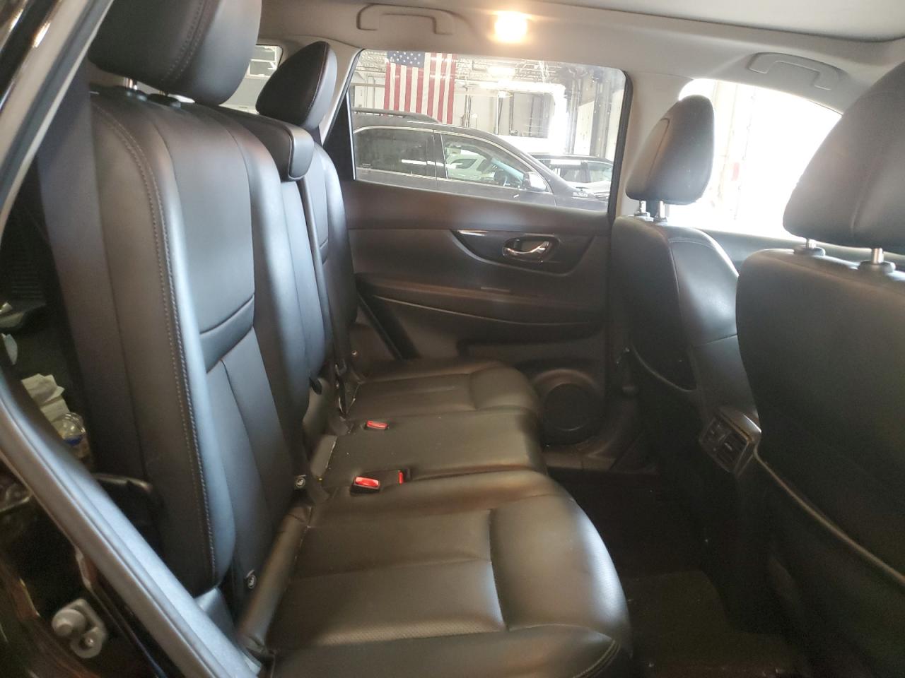 2018 Nissan Rogue S VIN: JN8AT2MV5JW315232 Lot: 84063455