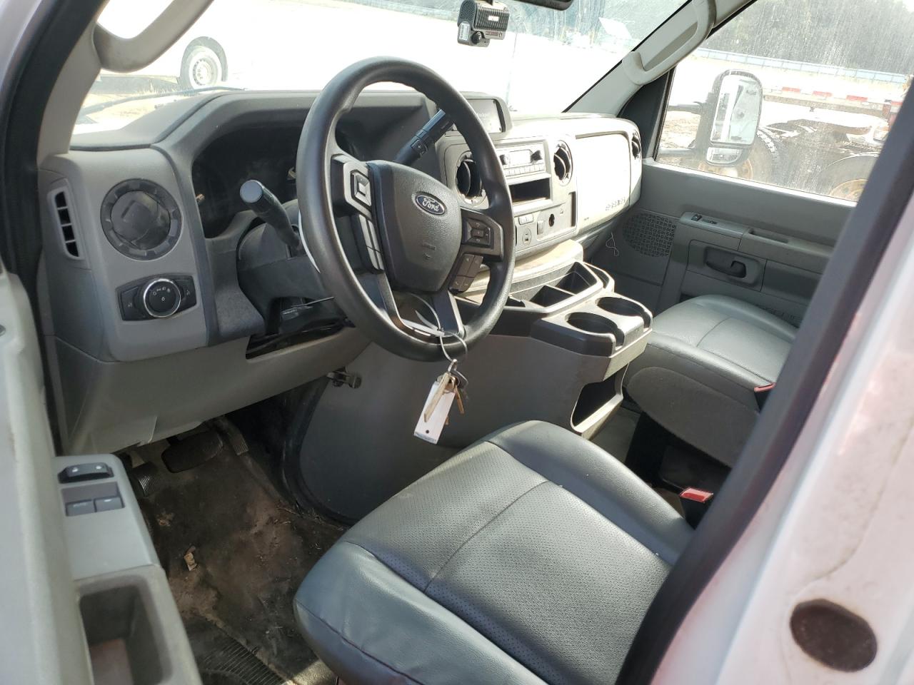 2023 Ford Econoline - Delivery Truck VIN: 1FDWE3FK8PDD09834 Lot: 81102825